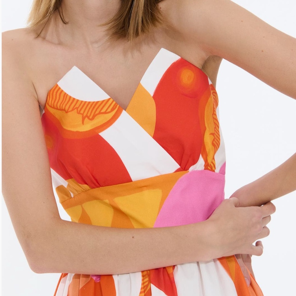 De Loreta Vibrant Orange and Pink Strapless Dress